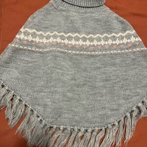 Gray Patterned Women's Sweater Poncho